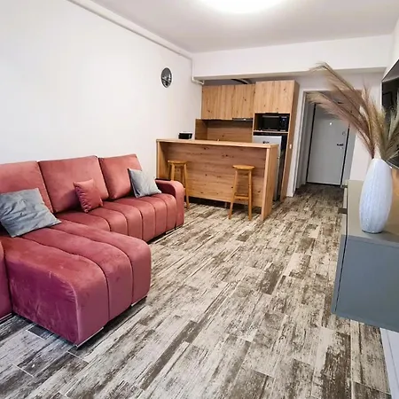 Aparthotel Sofi Promenada 3*
